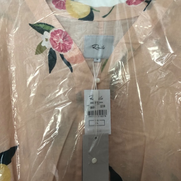 Rails Thea Crop Top Tie Front Button Pink Grapefruit NWT NEW - Picture 5 of 9